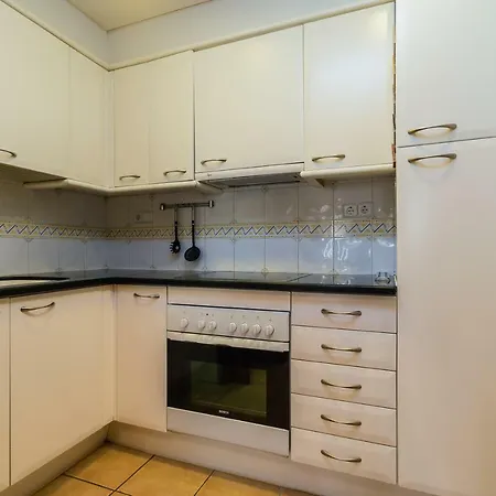 A-1 Llafra Apartment
